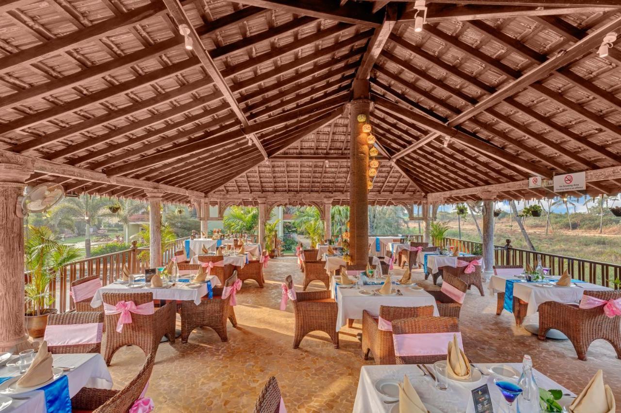 Club Mahindra Acacia Palms Hotel Colva Ngoại thất bức ảnh